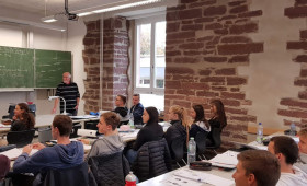 ¿Cómo elegir el programa educativo adecuado (IB, A-Level, Advanced Placement, Abitur, Bac) en el extranjero para su hijo?1742829052