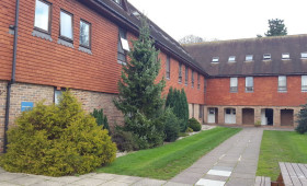 Sur de Inglaterra. Escuela Ashford. Kent.1742909486