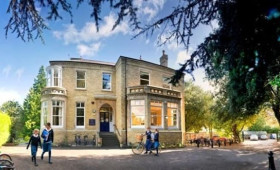 Resultados ejemplares de los alumnos ejemplares de St Mary's School, Cambridge1742911104