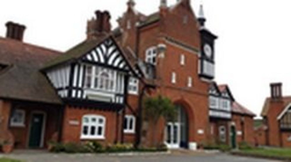 Alexanders College
